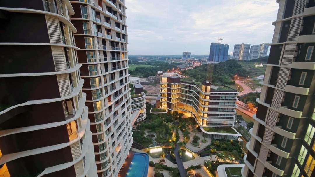 Afiniti Muslim Medini Condo นุสาจายา ภายนอก รูปภาพ